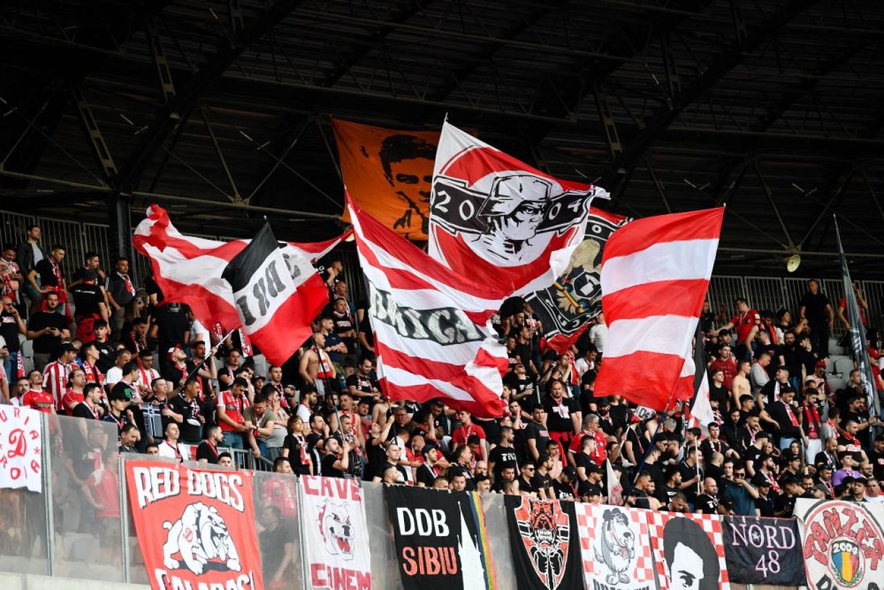 Sunt șanse mari să fie sold-out! Câte bilete au mai rămas pentru meciul Dinamo - U Cluj_12