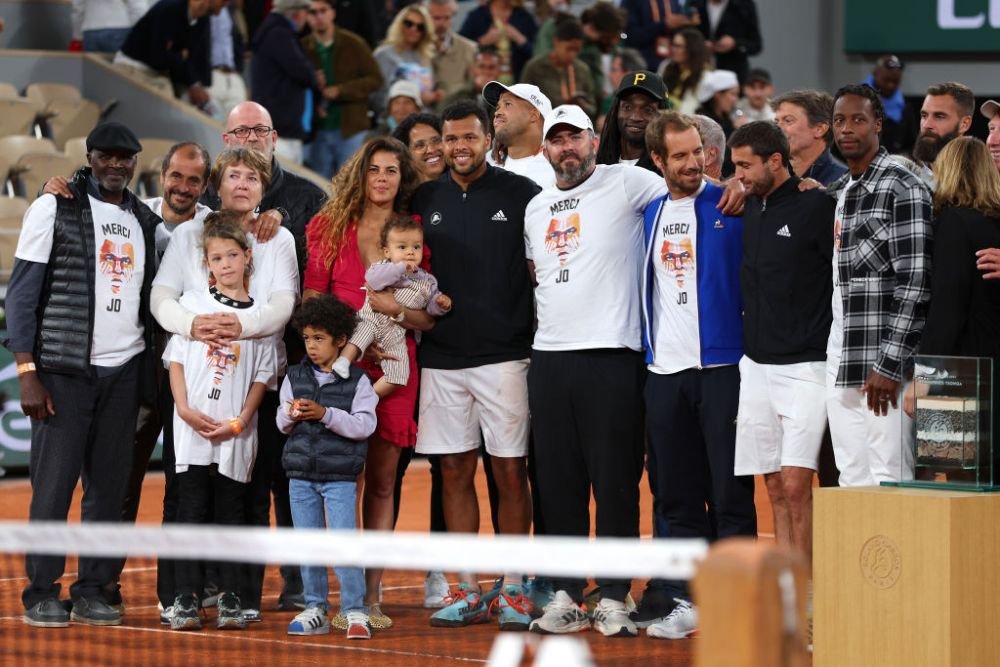 „Mă întreb dacă acesta nu e cel mai frumos moment din cariera mea” Francezii l-au omagiat cum se cuvine pe Jo-Wilfried Tsonga, la retragere_2