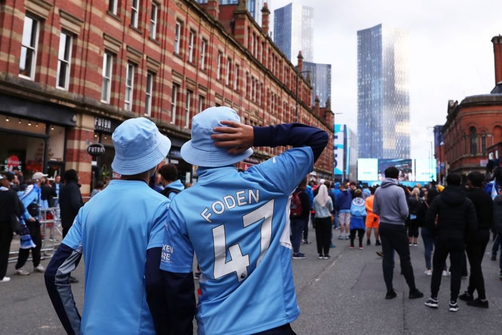 Manchester City, ținta ironiilor după sărbătoarea titlului: „Petrol versus istorie! / La nunțile din Asia sunt mai mulți oameni!” _3