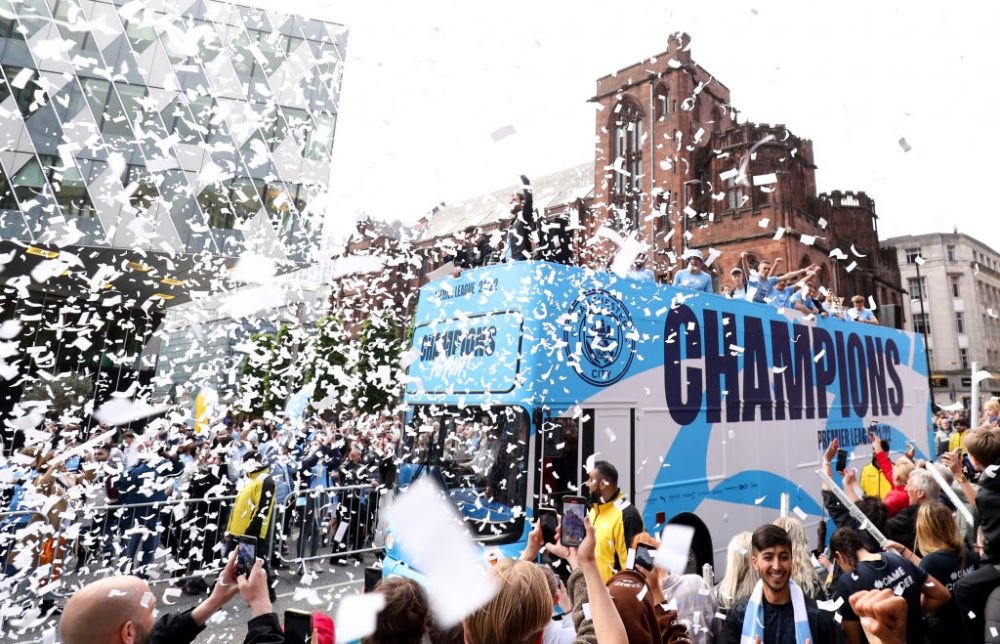 Manchester City, ținta ironiilor după sărbătoarea titlului: „Petrol versus istorie! / La nunțile din Asia sunt mai mulți oameni!” _5