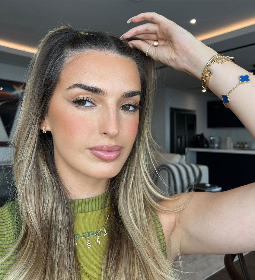 Rebelul fotbalului englez, pregătit pentru nuntă? Cum arată iubita lui Grealish: sunt împreună de zece ani, iar tânăra i-a iertat escapadele_60