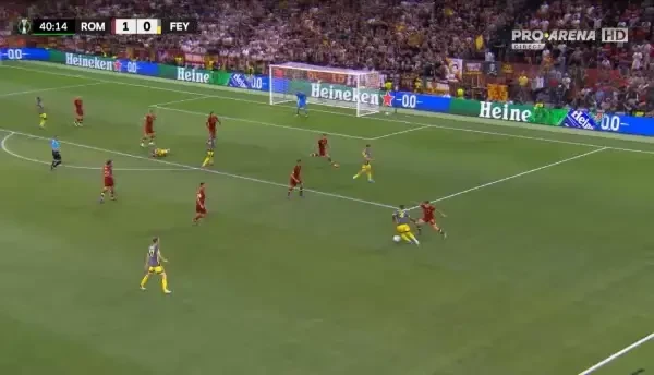 Roma - Feyenoord. Minutul 41, ocazie Feyenoord