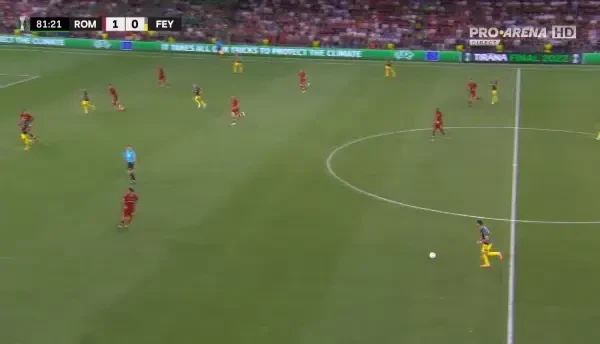 Roma - Feyenoord. Minutul 82, ocazie Feyenoord