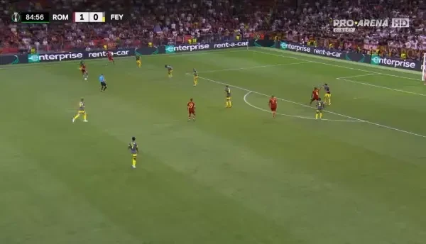 Roma - Feyenoord. Minutul 86, ocazie Roma