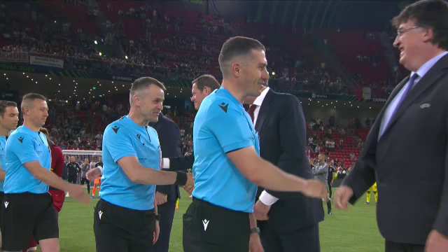 Gardă de onoare pentru Istvan Kovacs! Brigada din România, felicitată de președintele UEFA după finala Conference League_7