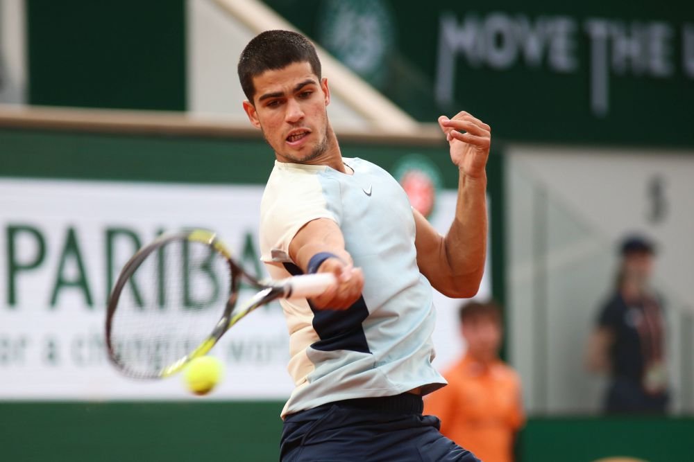 Carlos Alcaraz amintește de Rafael Nadal din 2005: „mașinăria de tenis” a câștigat un punct imposibil la Roland Garros_9