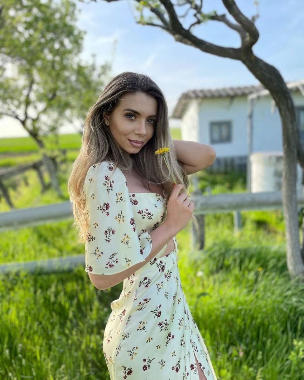 Apariție răvășitoare a iubitei românului de la Galatasaray! Cum s-au fotografiat în vacanță _22