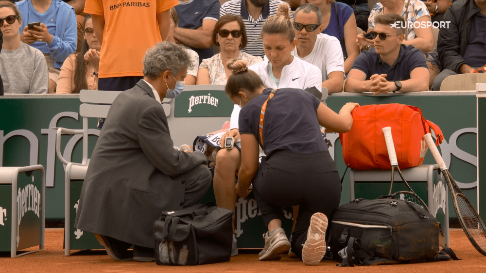 Picătura chinezească: Simona Halep, bătută ca la ping-pong de Zheng, după ce a condus cu 6-2, 2-1 și 40-30. Prin ce tactică a exasperat-o asiatica