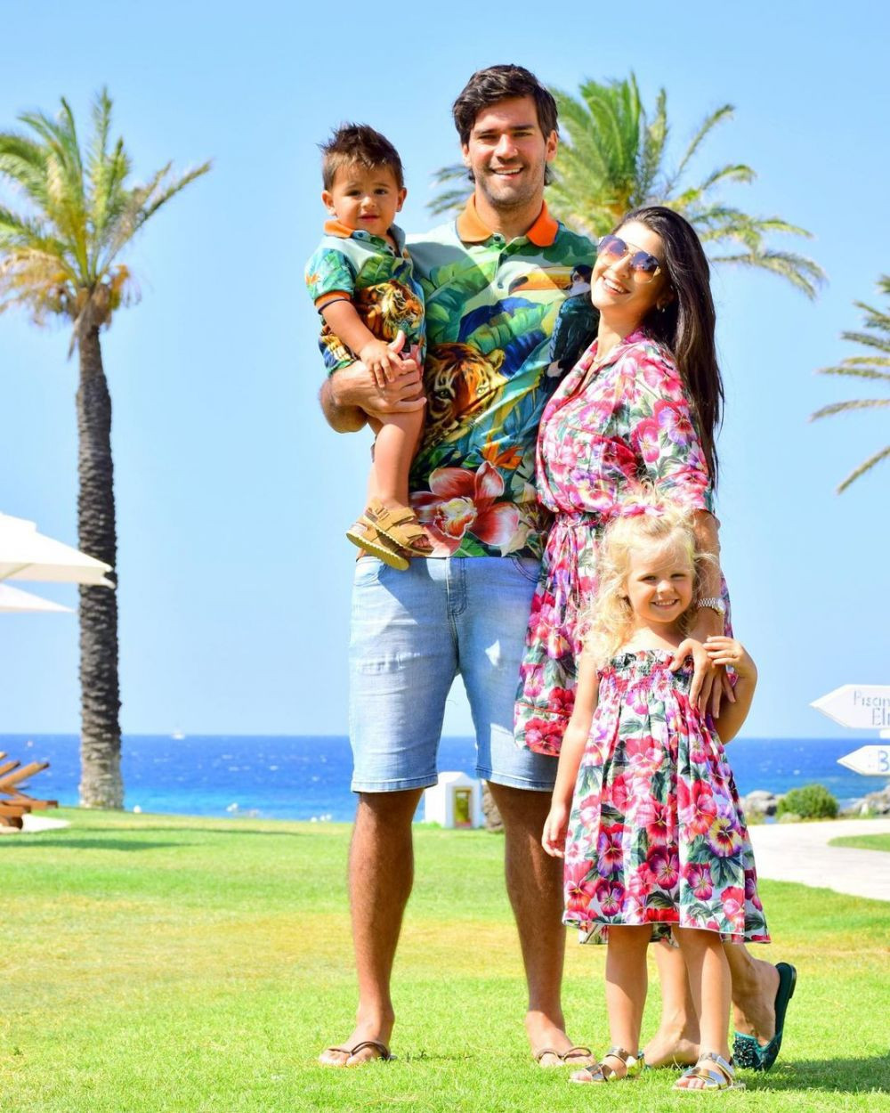 Alisson Becker, un fotbalist atipic. Portarul lui Liverpool se iubește cu un medic: Mai bine trăiești cu un doctor dec&acirc;t cu un model