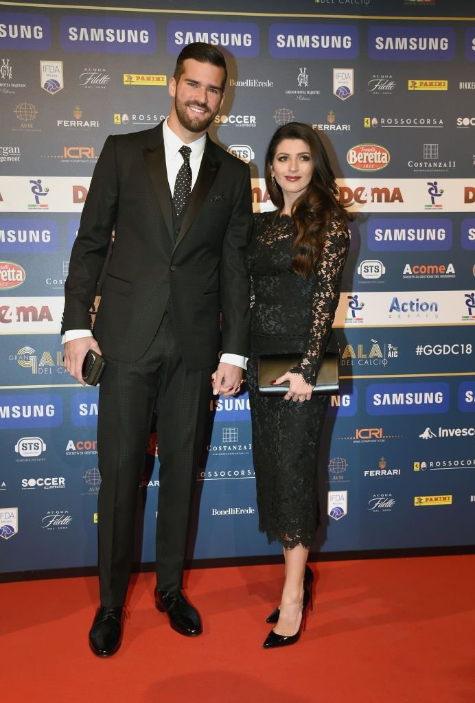 Alisson Becker, un fotbalist atipic. Portarul lui Liverpool se iubește cu un medic: 