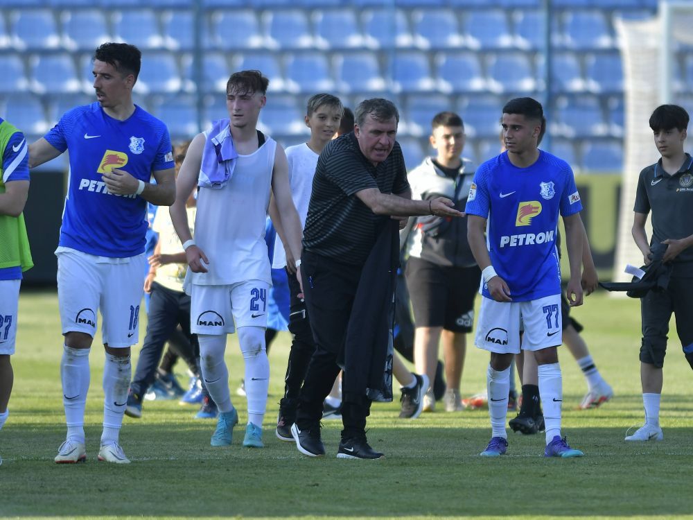 Hagi taie și spânzură! ”Luni și marți ești la antrenament, iar până vineri ești exmatriculat și plecat acasă”_3