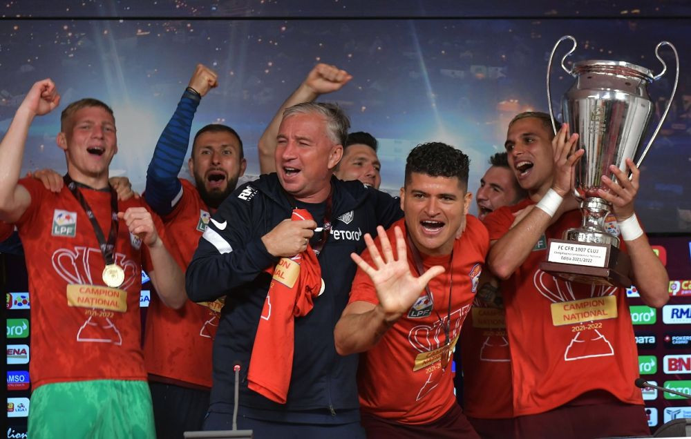 Dan Petrescu dezvăluie cum a c&acirc;știgat CFR Cluj cinci titluri consecutive. Ce a făcut &icirc;n vestiar &icirc;naintea meciului cu Craiova