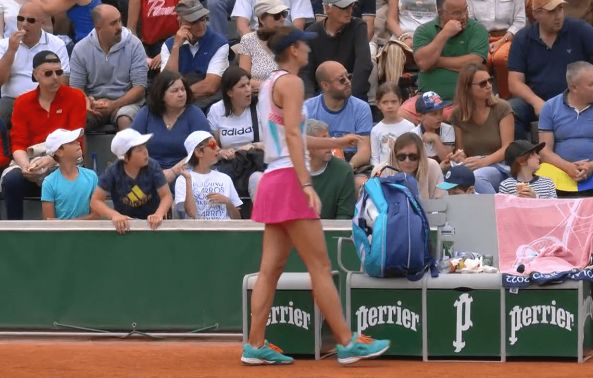 Irina Begu și-a aflat pedeapsa, după ce a lovit un copil cu racheta la Roland Garros_5