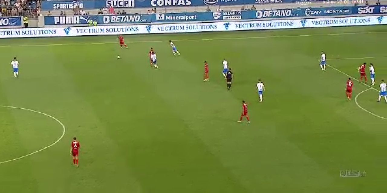 Încă o ieșire nervoasă pe Ion Oblemenco! Mihai Roman II l-a lovit fără minge pe Paul Papp și a fost trimis la vestiare_3