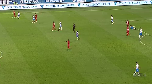 Încă o ieșire nervoasă pe Ion Oblemenco! Mihai Roman II l-a lovit fără minge pe Paul Papp și a fost trimis la vestiare_6