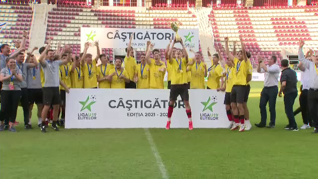 Imnul ținutului secuiesc a răsunat din nou &icirc;n Giulești. Csikszereda a &icirc;nvins-o pe U Cluj și e campioană &icirc;n Liga elitelor U19