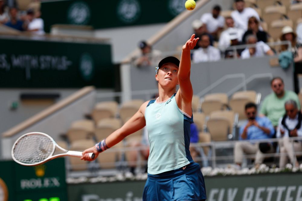 Iga Swiatek, de neoprit: a bifat a 31-a victorie consecutivă! Adversara i-a pus probleme liderului WTA. Ce a putut scrie pe cameră la final _4