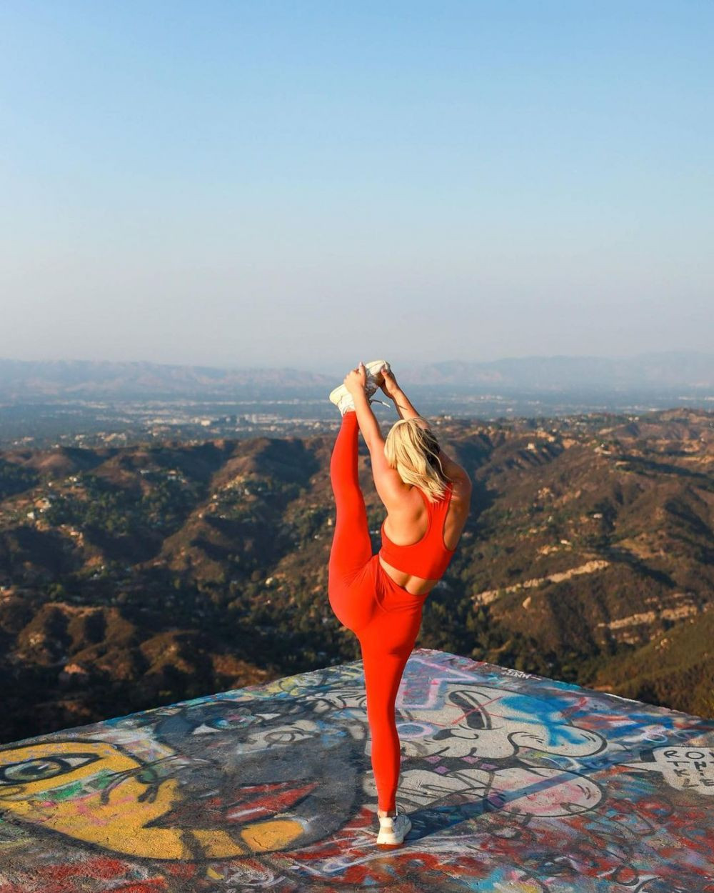 Blonda care a întrerupt finala Liverpool - Tottenham, transformare spectaculoasă în trei ani. Suma colosală câștigată de atunci_74