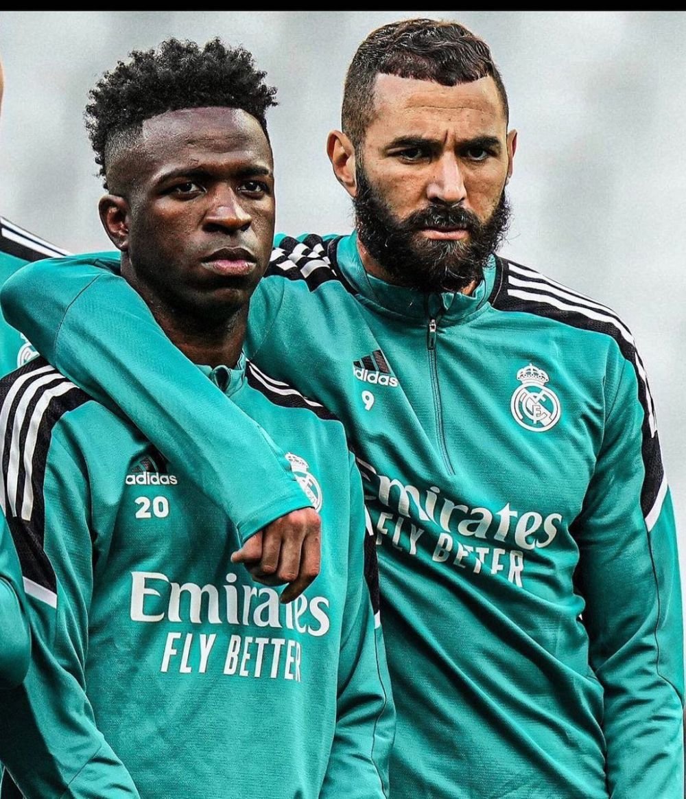 Motivul incredibil pentru care Karim Benzema poartă bandaj la mâna dreaptă! Cum arată degetul francezului e uluitor _4