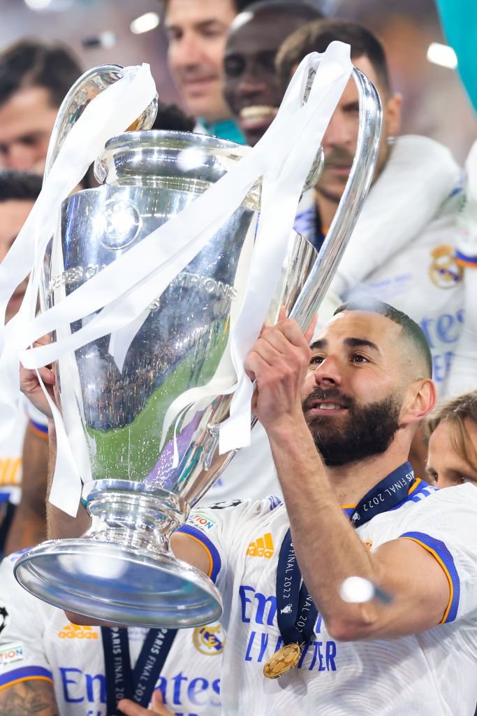 ”Îmi doream să-și îndeplinească visul”. Cu medalia de câștigător al UCL la gât, Benzema a vorbit despre Mbappe_2