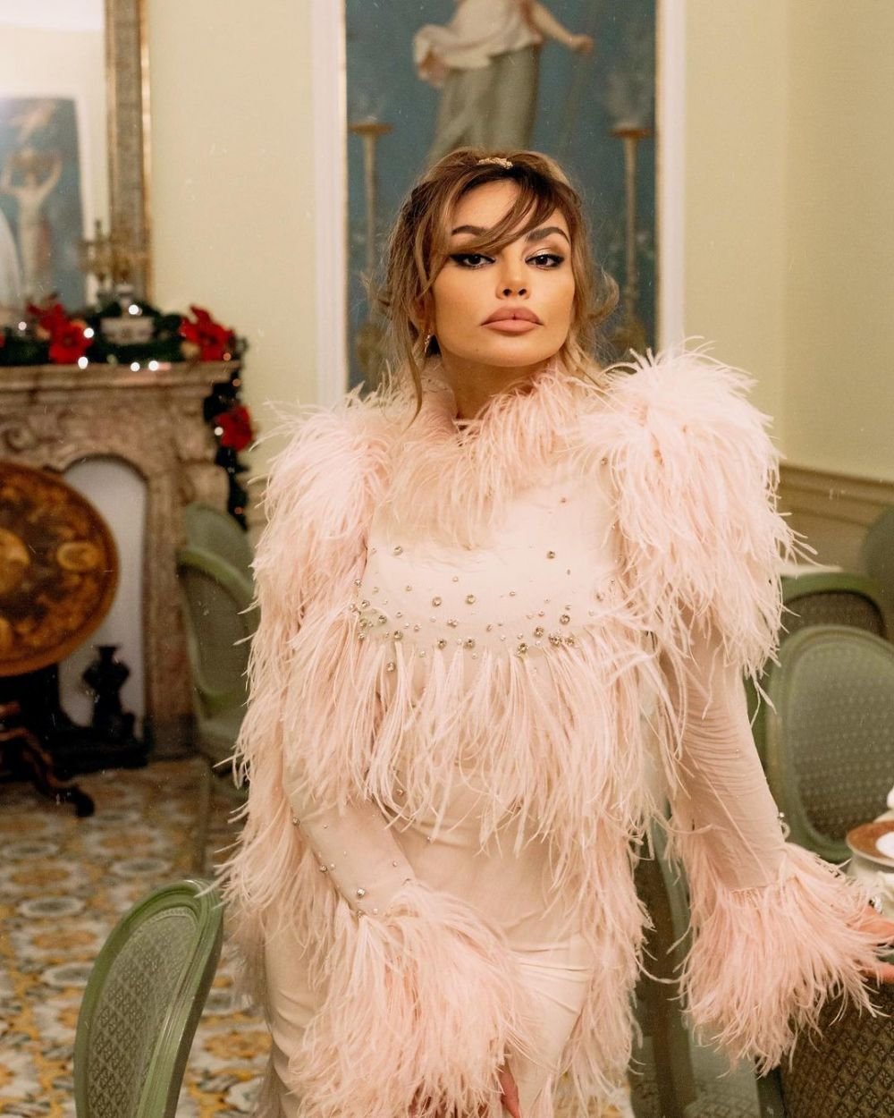 Mădălina Ghenea, îndragită de un patron din Liga 1: „A promis că o să vină la un meci!” _8