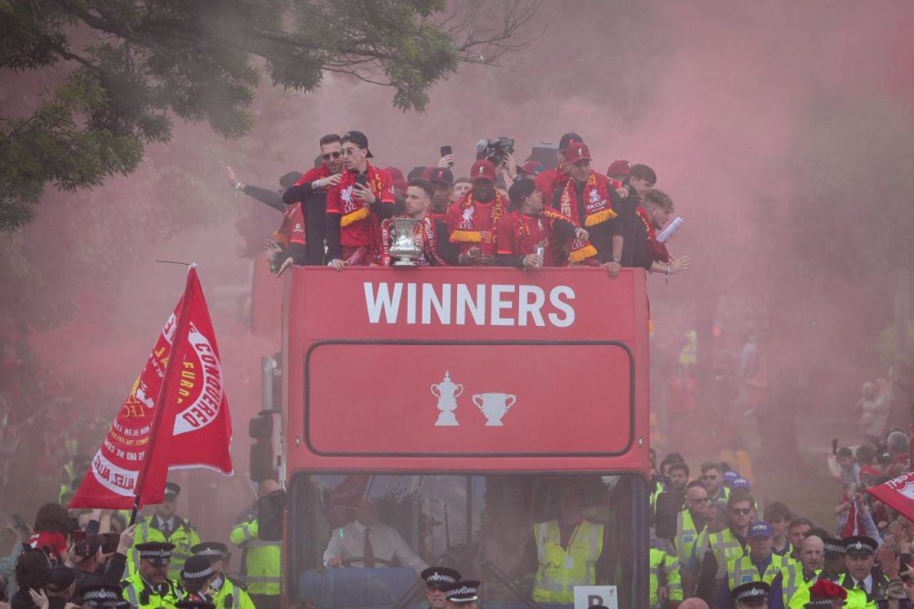 Sărbătoare în Liverpool, la o zi după eșecul din finala Champions League! Cum a fost surprins Sadio Mane_12