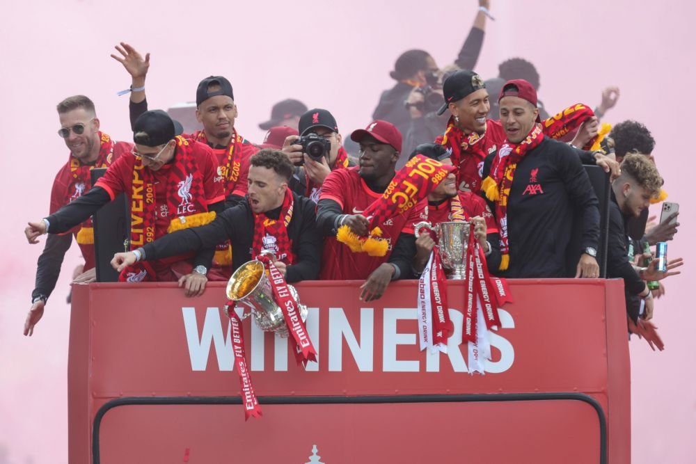 Sărbătoare în Liverpool, la o zi după eșecul din finala Champions League! Cum a fost surprins Sadio Mane_14
