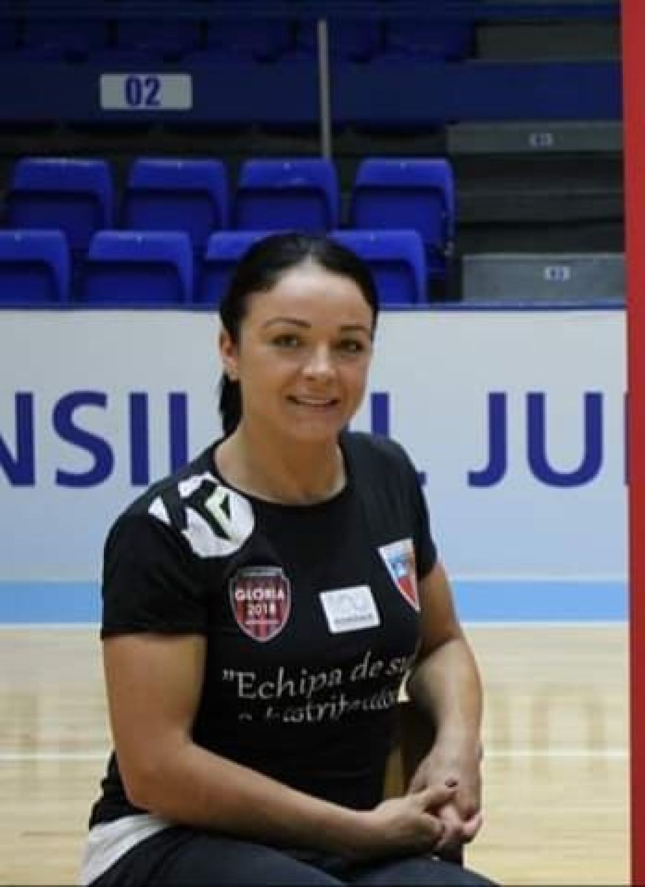Valentina Ardean Elisei şi-a încheiat cariera la aproape 40 de ani, într-un meci la Deva, unde a jucat prima dată în Liga Naţională_2
