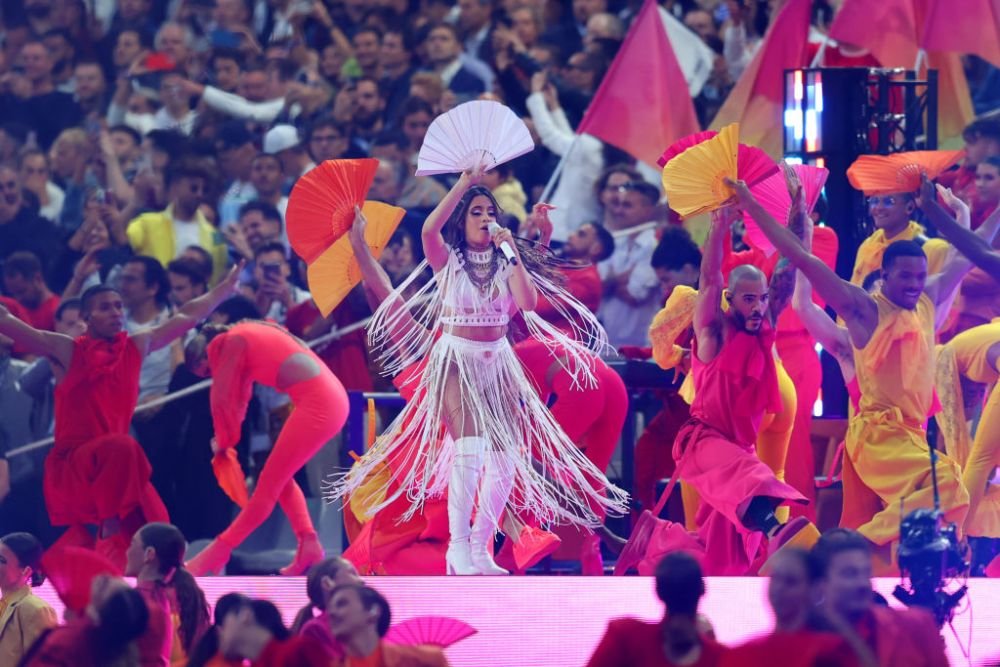 Camila Cabello a reacționat după ce a fost huiduită în finala Champions League, dar a șters postarea: „Nu pot să cred!” _8
