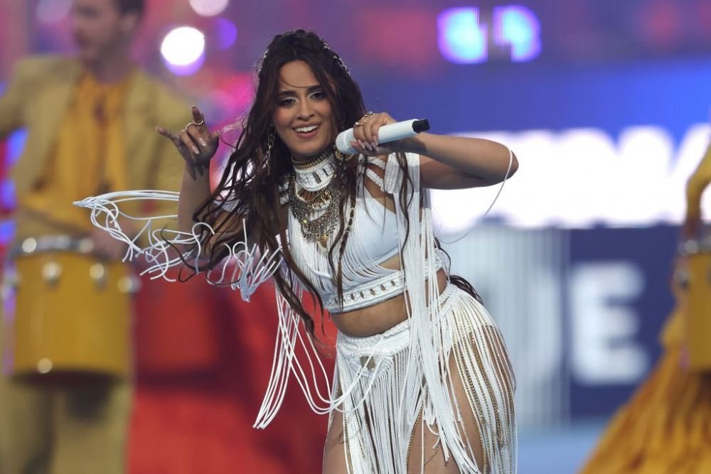 Camila Cabello a reacționat după ce a fost huiduită în finala Champions League, dar a șters postarea: „Nu pot să cred!” _42