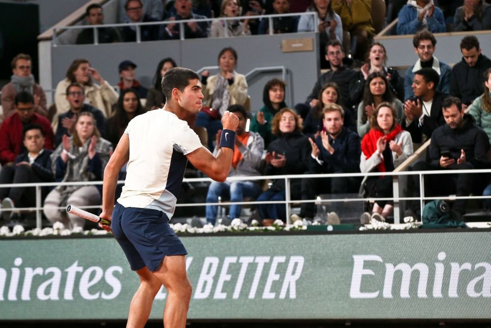 „Punctul turneului sau punctul sezonului?!” Ay, ay, ay, Carlitos! Alcaraz, calificat în sferturi la Roland Garros după încă un meci de senzație! Cu cine se duelează _7