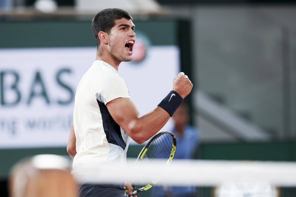„Punctul turneului sau punctul sezonului?!” Ay, ay, ay, Carlitos! Alcaraz, calificat în sferturi la Roland Garros după încă un meci de senzație! Cu cine se duelează _10