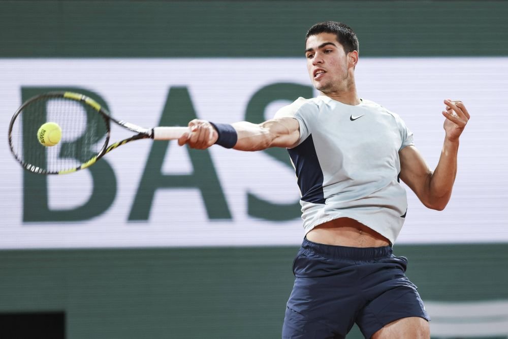 „Punctul turneului sau punctul sezonului?!” Ay, ay, ay, Carlitos! Alcaraz, calificat în sferturi la Roland Garros după încă un meci de senzație! Cu cine se duelează _11