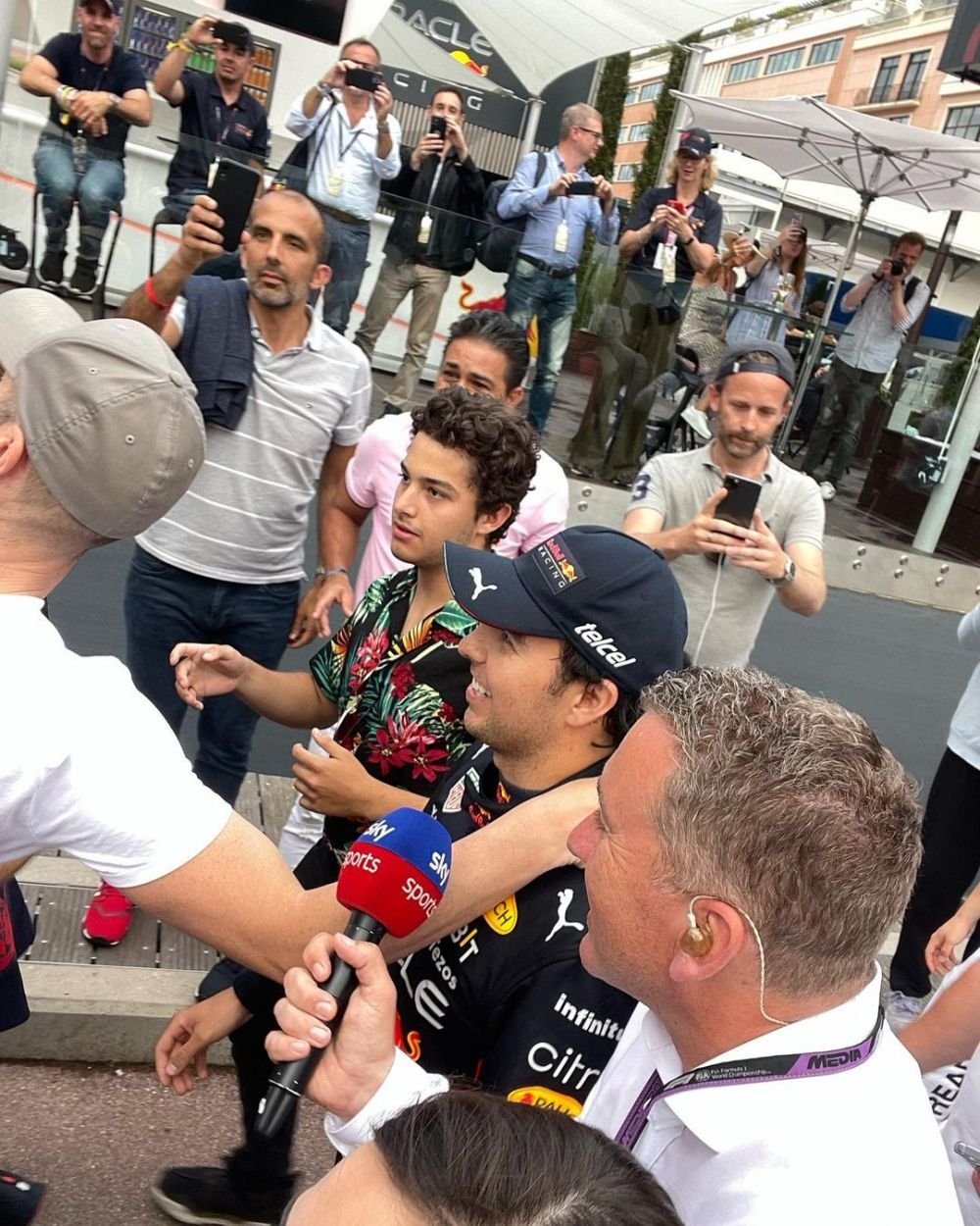 Fosta soție a lui Claudiu Niculescu, spectacol la Monaco. A participat la cursa de F1 și s-a pozat în cele mai hot outfit-uri _15