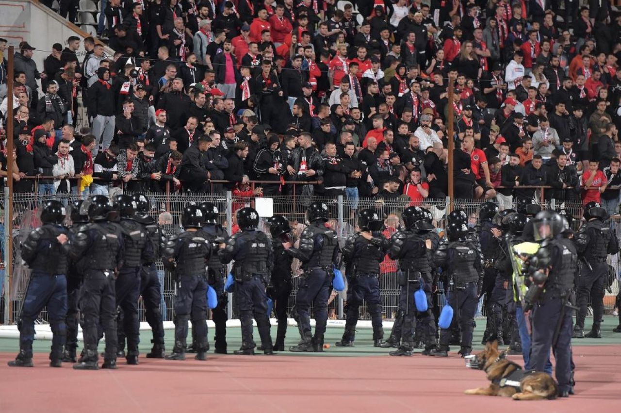 Imaginile care descriu perfect ultima noapte a lui Dinamo în Liga 1_4