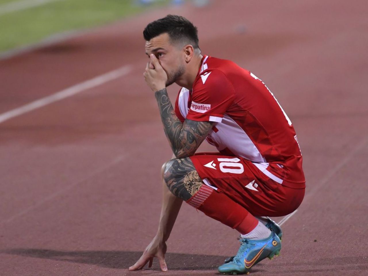 Imaginile care descriu perfect ultima noapte a lui Dinamo în Liga 1_8