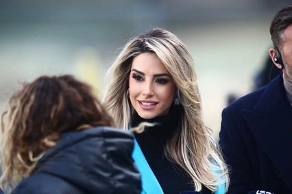 Diletta Leotta are o rivală pe măsură! Noua sa colegă este o blondă superbă, cu fizic de model: cu ce fotbalist a fost pozată_62