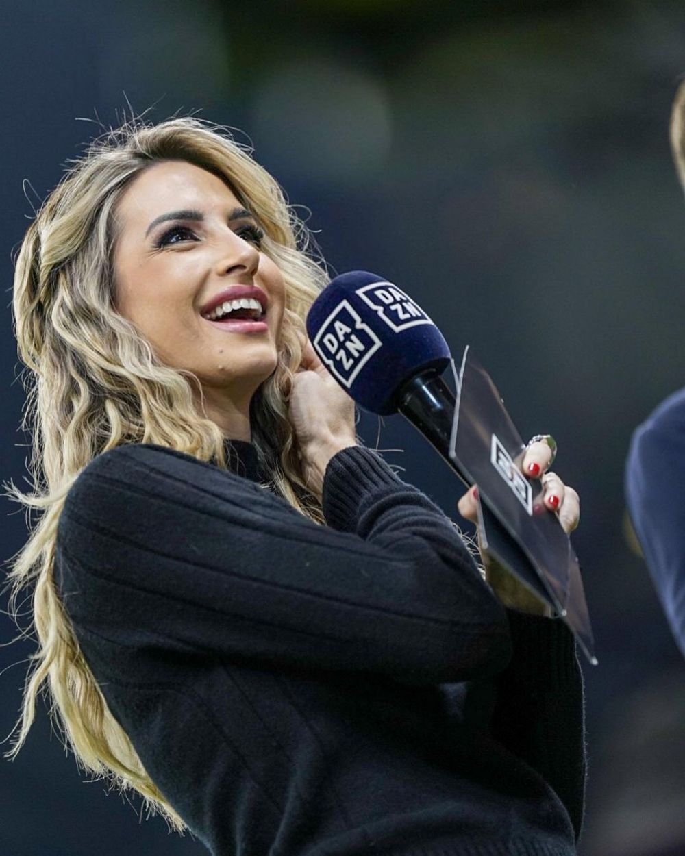 Diletta Leotta are o rivală pe măsură! Noua sa colegă este o blondă superbă, cu fizic de model: cu ce fotbalist a fost pozată_67