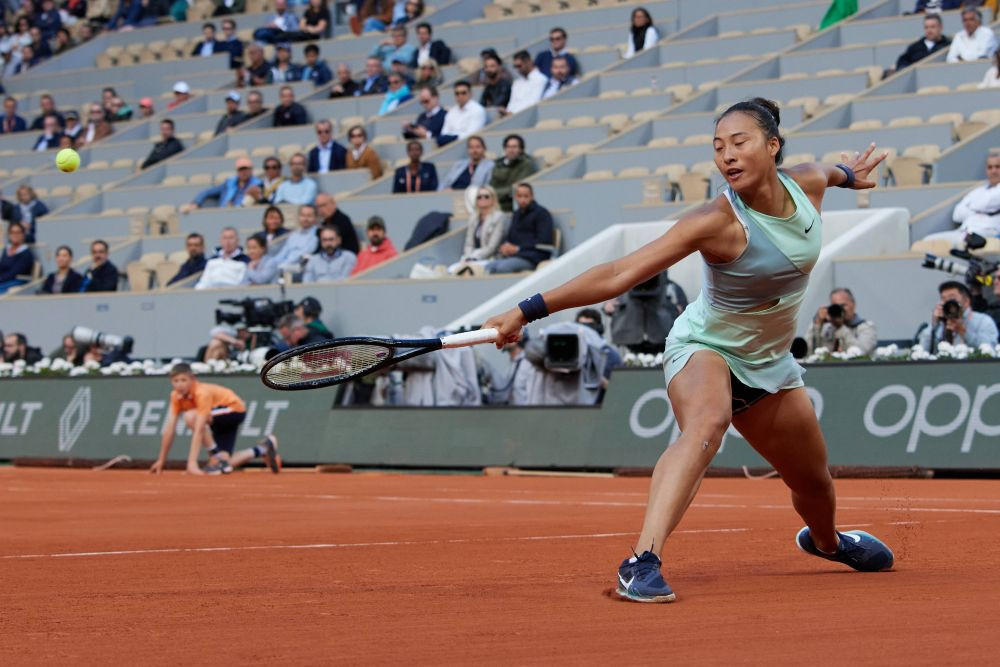 „Mi-aș dori să fiu bărbat pe teren, ca să nu sufăr” Qinwen Zheng, declarație surprinzătoare, după eșecul cu Iga Swiatek_12