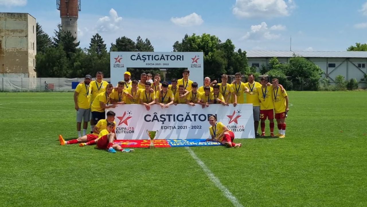 Viitorul sună bine pentru Gigi Becali! FCSB a spulberat tot la grupele de juniori! A umilit-o pe CSA Steaua cu 6-0 _3