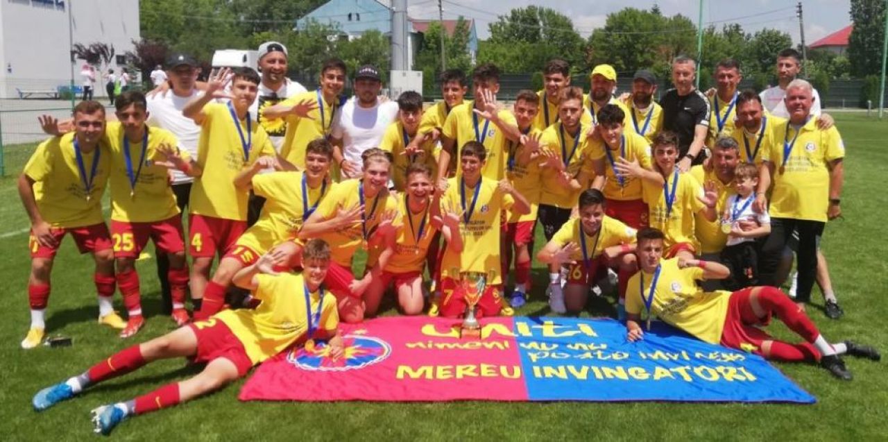 Viitorul sună bine pentru Gigi Becali! FCSB a spulberat tot la grupele de juniori! A umilit-o pe CSA Steaua cu 6-0 _8
