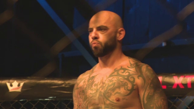 Giani Kiriță a vorbit despre debutul în MMA: „N-am avut așa ceva nici la fotbal!” Cum a trăit meciul pe care l-a câștigat prin K.O. _9