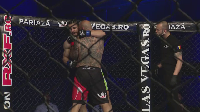 Giani Kiriță a vorbit despre debutul în MMA: „N-am avut așa ceva nici la fotbal!” Cum a trăit meciul pe care l-a câștigat prin K.O. _11