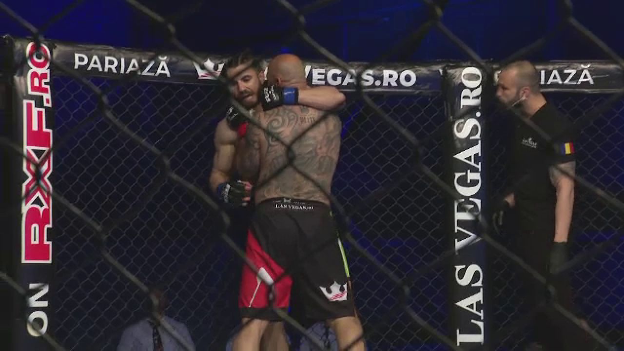 Giani Kiriță a vorbit despre debutul în MMA: „N-am avut așa ceva nici la fotbal!” Cum a trăit meciul pe care l-a câștigat prin K.O. _12