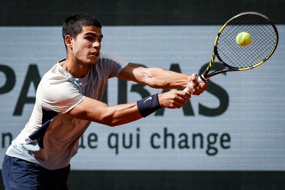 Carlos Alcaraz, învins, după două luni și jumătate: Alexander Zverev așteaptă în semifinale câștigătorul dintre Nadal și Djokovic_9