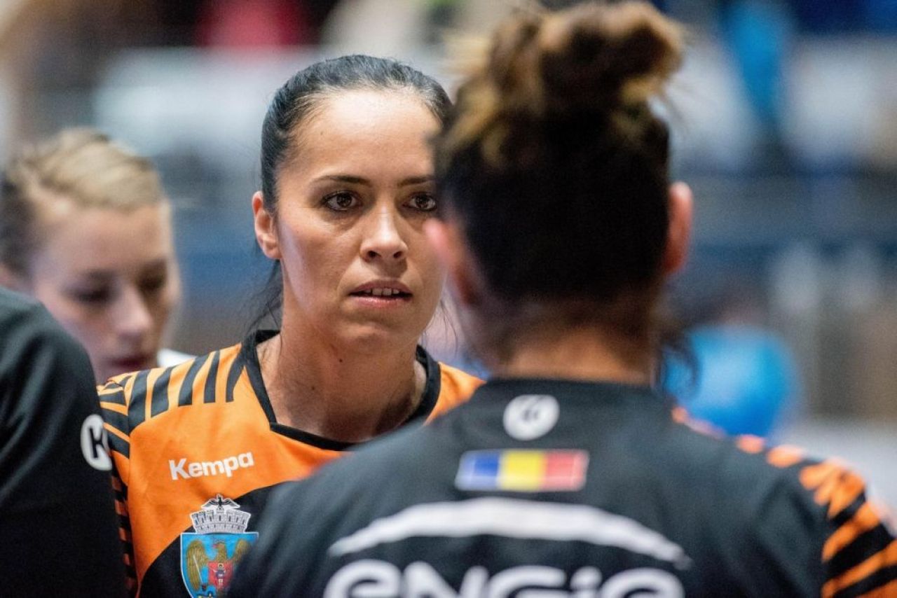 Aurelia Brădeanu revine în handbal!