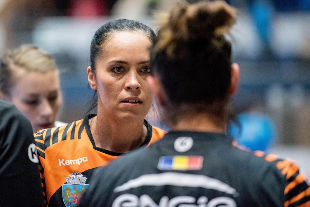 Aurelia Brădeanu revine în handbal!