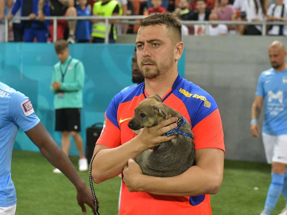 OFICIAL: Andrei Miron a fost prezentat la noua sa echipă, după ce a fost dat afară de la FCSB_10