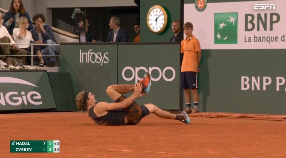 „Foarte ghinionist. L-am văzut plângând, e un moment dur” Mesajul lui Nadal pentru Zverev, după calificarea tristă în finala Roland Garros_18