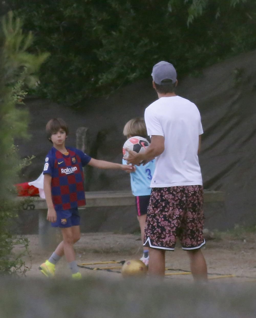 Ce a făcut Piqué pe Instagram, după ce a fost acuzat că a înșelat-o pe Shakira cu mama unui coleg de la Barcelona  _5